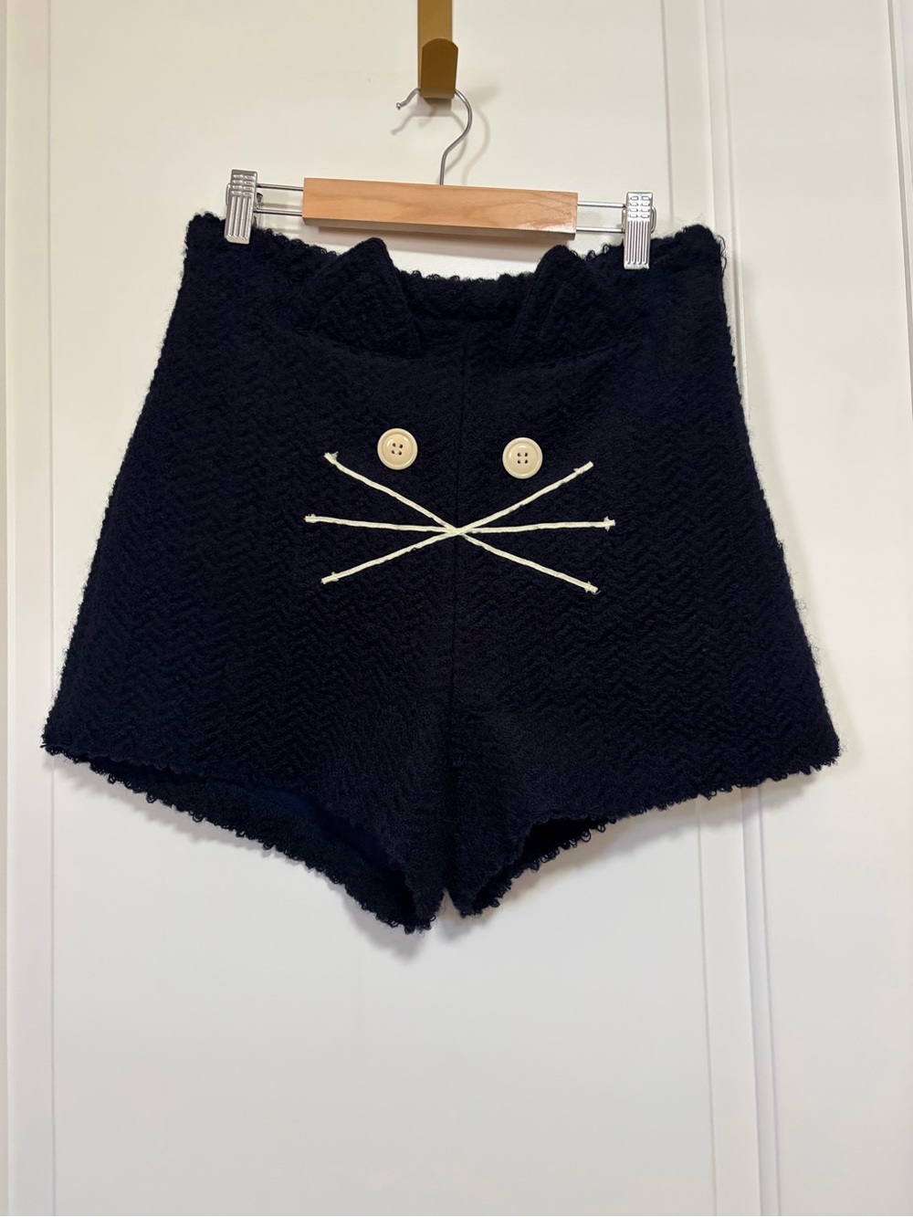 🐈‍⬛👻🎃Cat Lovers High-Waist Black Knit Shorts with Kitty Detail🎃👻🐈‍⬛
